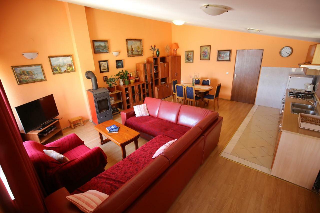 Apartment And Rooms Roko Zaglav Extérieur photo