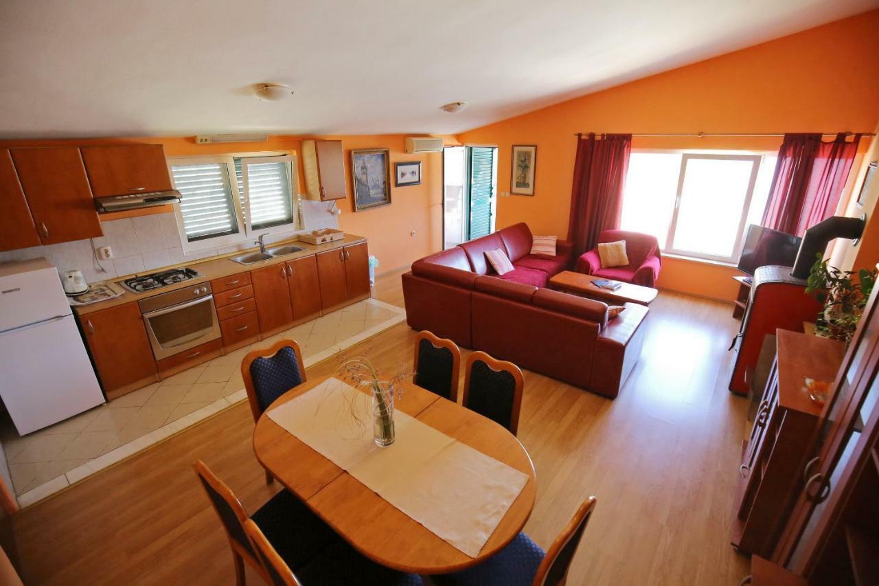 Apartment And Rooms Roko Zaglav Extérieur photo