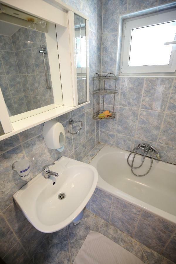 Apartment And Rooms Roko Zaglav Extérieur photo