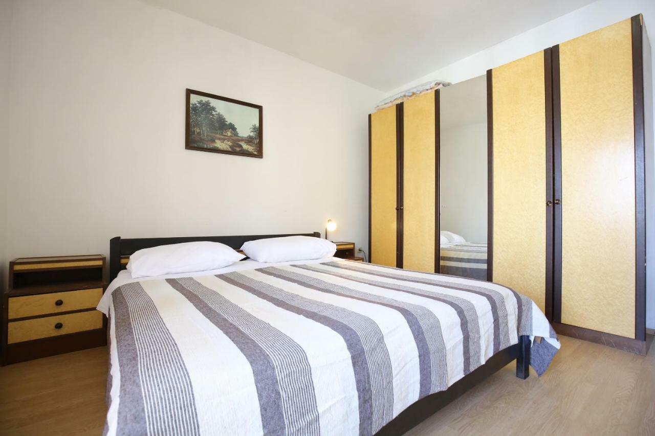 Apartment And Rooms Roko Zaglav Extérieur photo