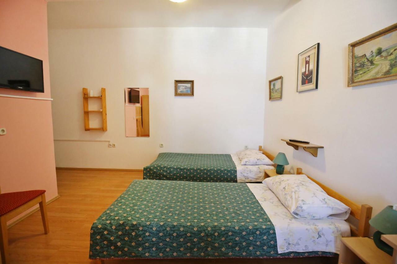 Apartment And Rooms Roko Zaglav Extérieur photo