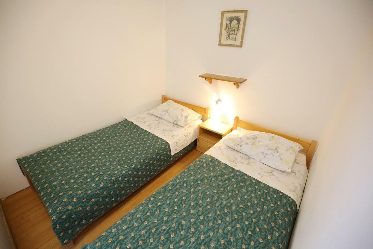Apartment And Rooms Roko Zaglav Extérieur photo