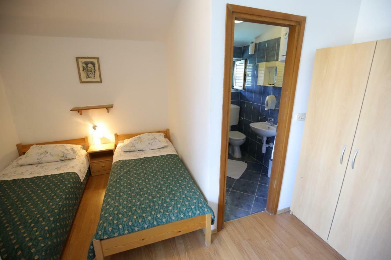 Apartment And Rooms Roko Zaglav Extérieur photo