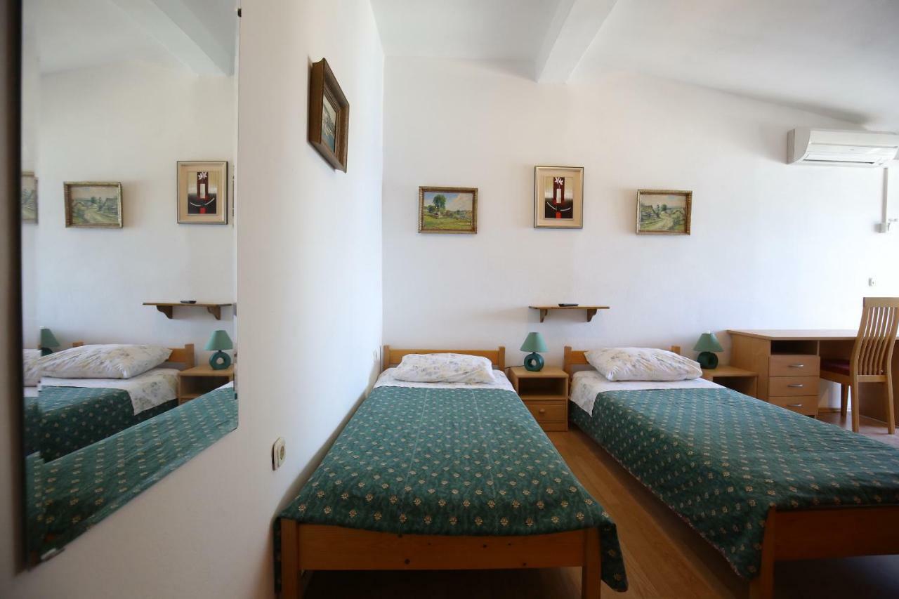 Apartment And Rooms Roko Zaglav Extérieur photo